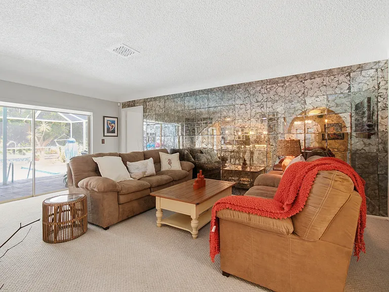 3513 SE 17th Ave — Photo 5