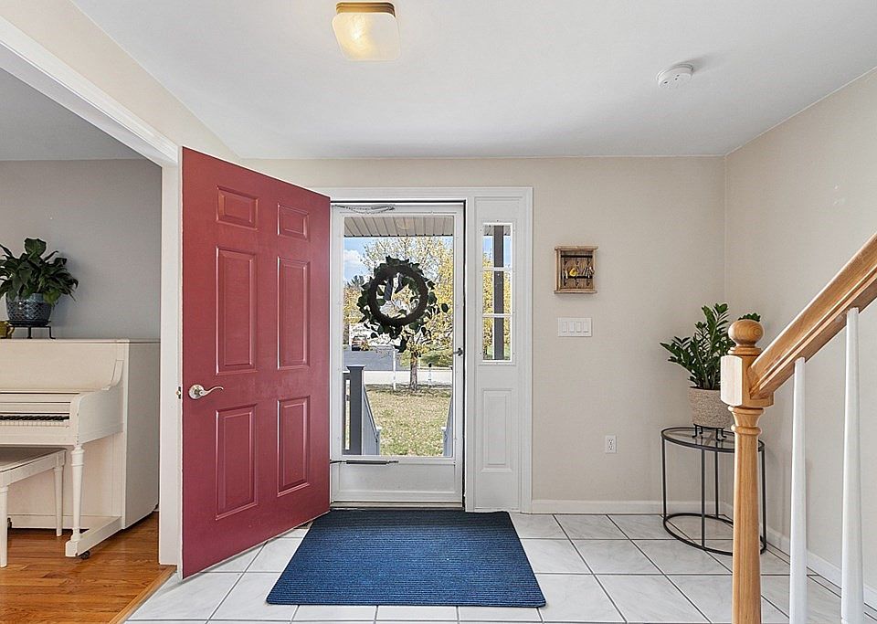 60 Bligh St, Tewksbury, MA 01876 Zillow