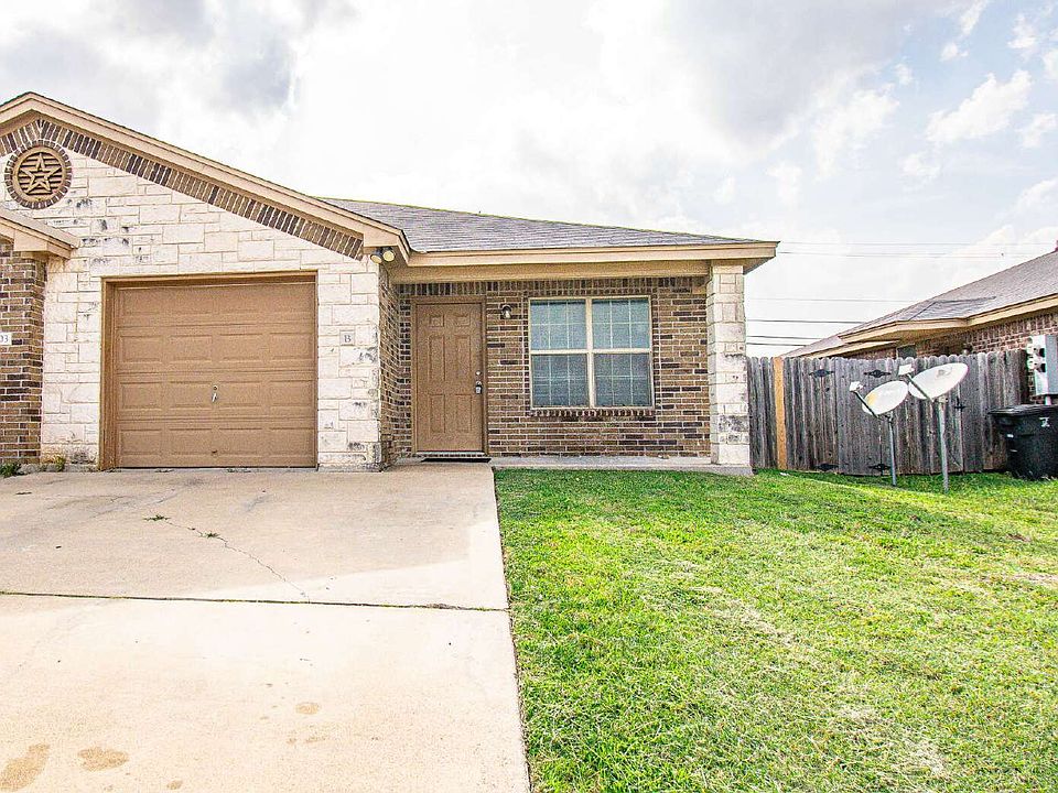 1st image of 4403 Cambridge Dr #B