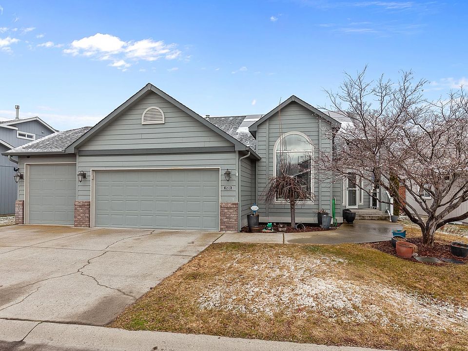 1st image of 19201 E Riverwalk Ln