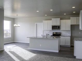 11797 W Pavo Ct, Star, ID 83669