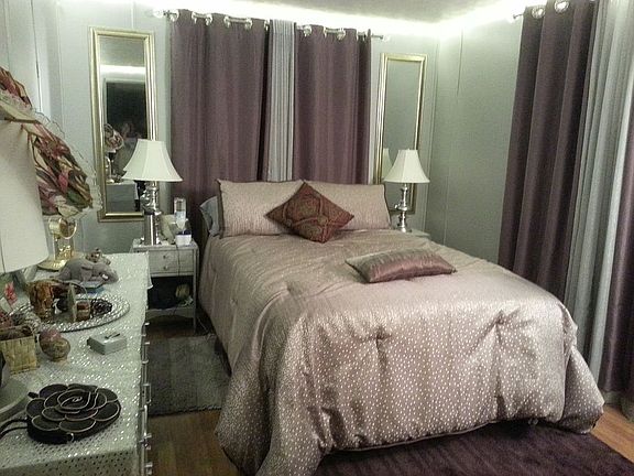 3rd image of 3003 W Broadway Blvd Unit 113