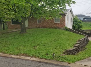 805 W Prairie Ln, Columbia, MO 65202