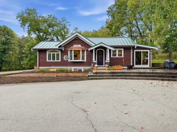 N46W29096 E Capitol DRIVE, Hartland, WI 53029