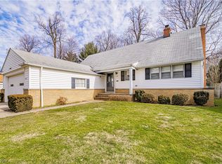 1111 Blanchester Rd, Lyndhurst, OH 44124