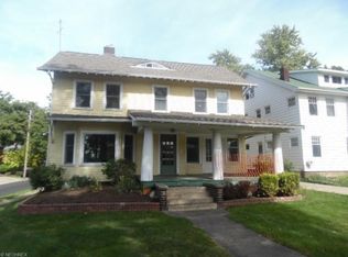 16316 Clifton Blvd, Lakewood, OH 44107