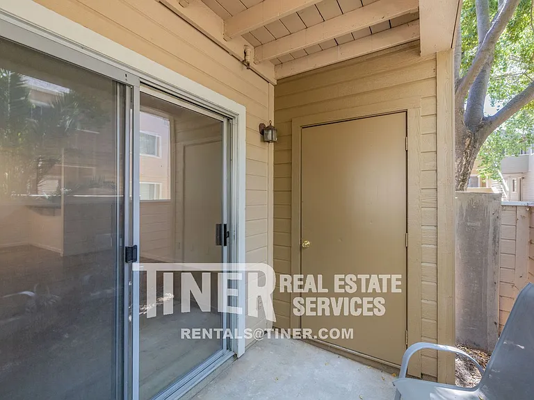 1019 Dornajo Way #108 — Photo 26