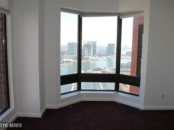 3rd image of 10 E Lee St Unit 2501