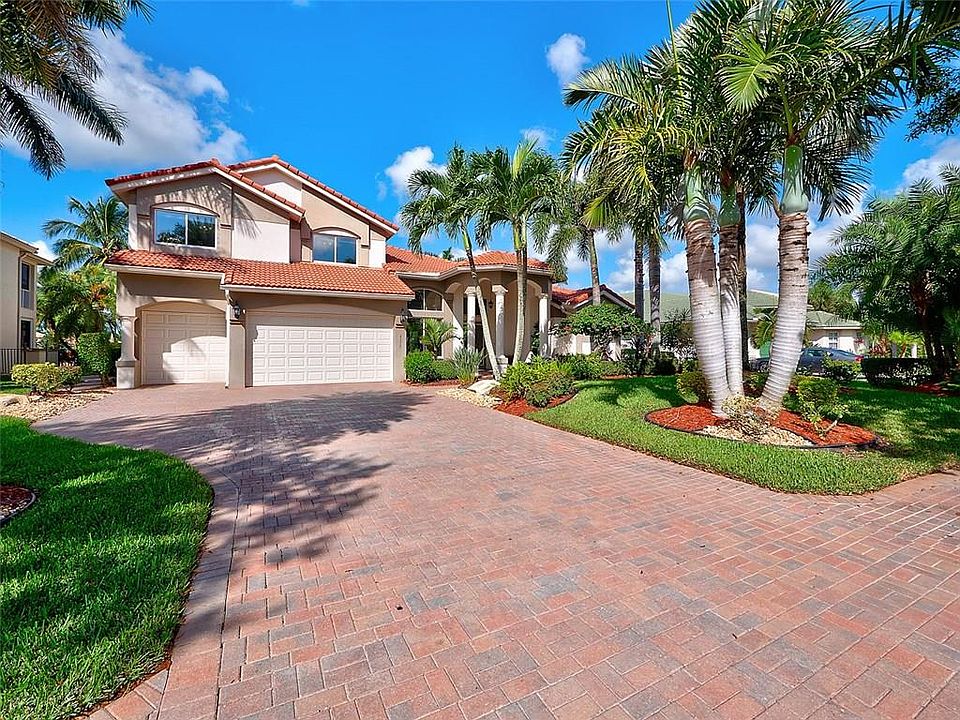 1st image of 4570 SW Long Bay Dr