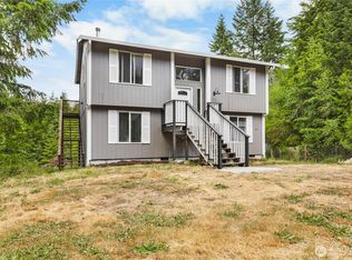 60 E Olyview Pl, Grapeview, WA 98546