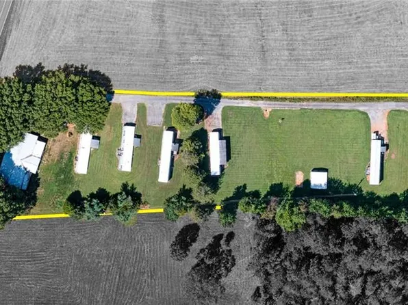 2628 Bloomtown Rd, East Bend, NC 27018