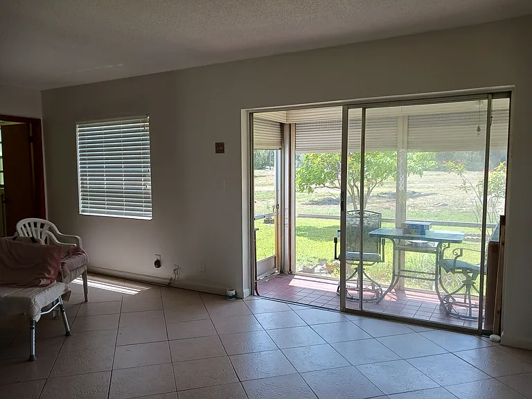 5401 NW 2nd Ave — Photo 5
