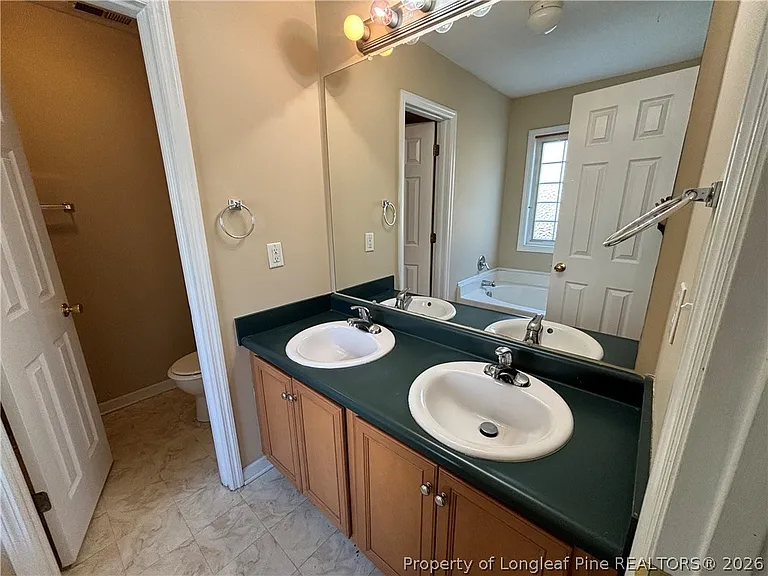 7819 Rosewood Ave — Photo 23