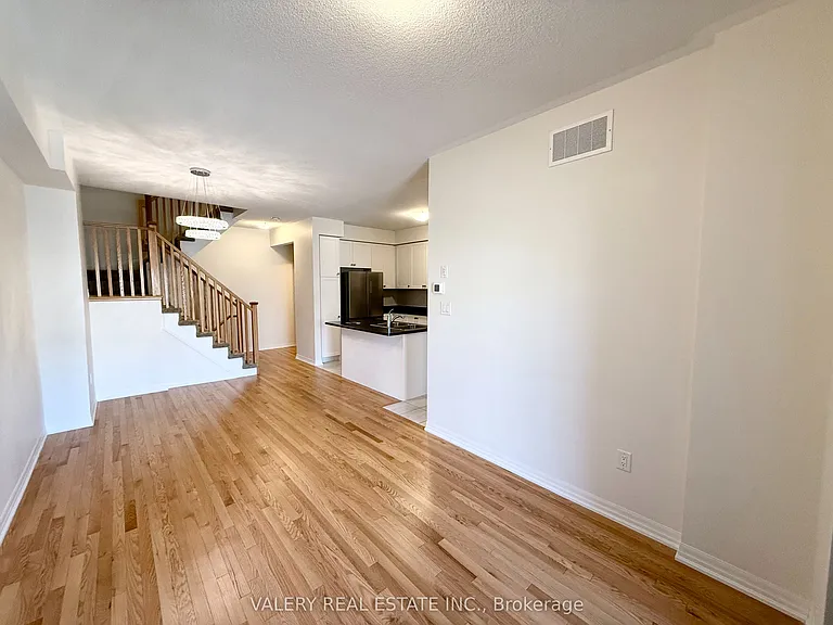 137 Bravo Ln — Photo 5