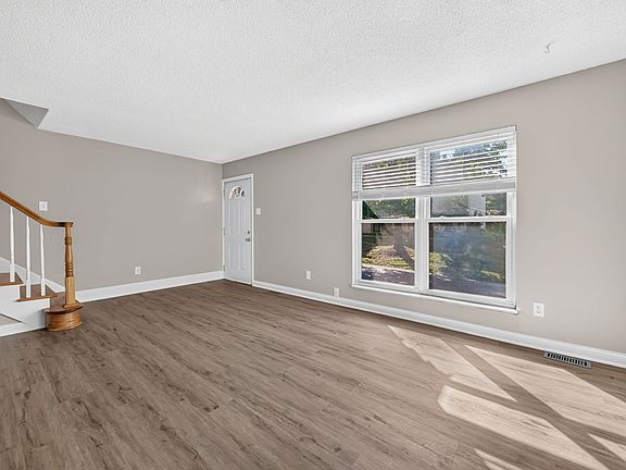 5th image of 13391 Hiddendale Ln