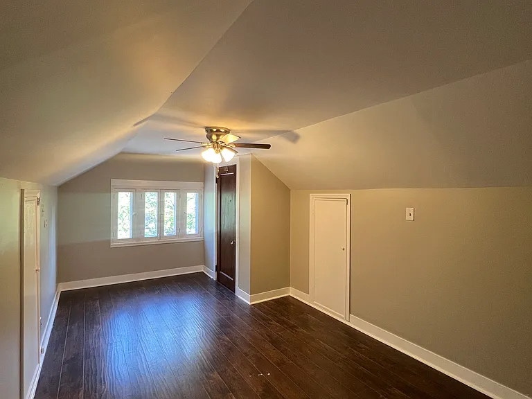 7248 Forsyth Blvd #B — Photo 10