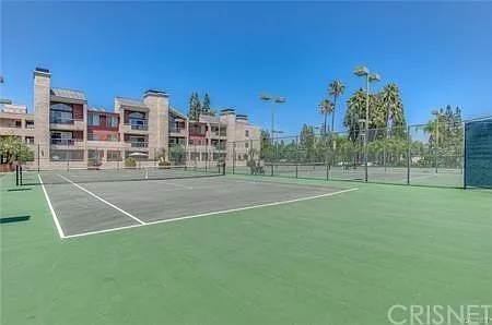 21500 Burbank Blvd #304 — Photo 2