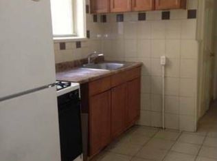 2164 41st St APT 1R, Astoria, NY 11105