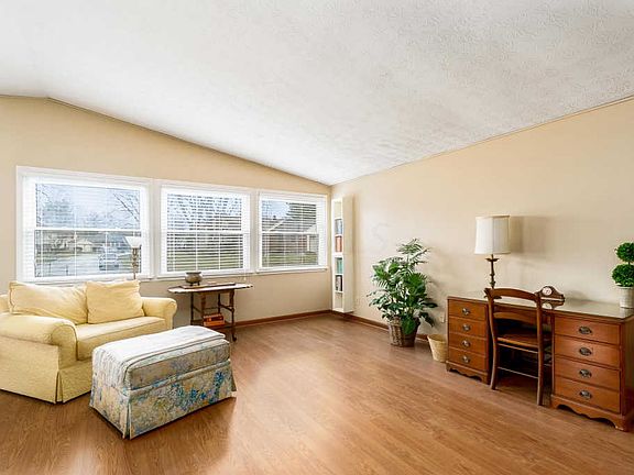 4th image of 6267 Rockland Dr