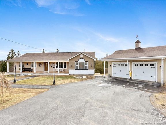 3rd image of 219 Kingsley Rd