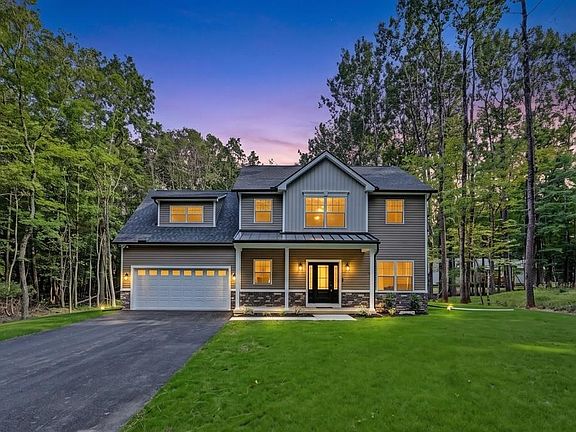 2nd image of 128 Gumwood Ln