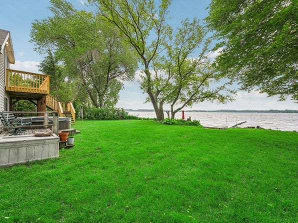 5074 Cannon Lake Trl, Faribault, MN 55021