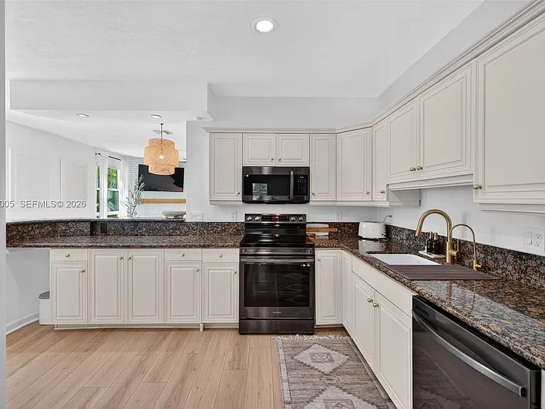 1214 W Las Olas Blvd — Photo 20