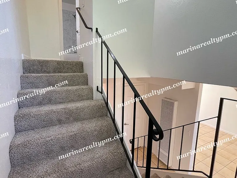 211 Del Luz Ct — Photo 18