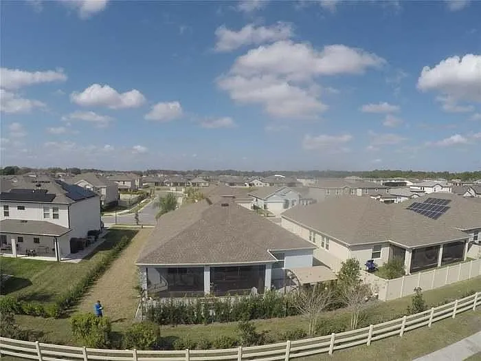 5390 Carrara Ct — Photo 35