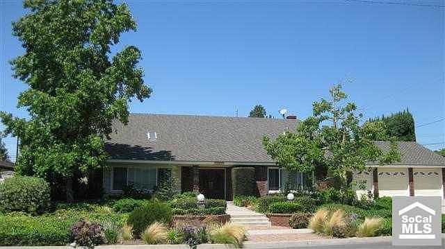 1st image of 13631 Yellowstone Dr