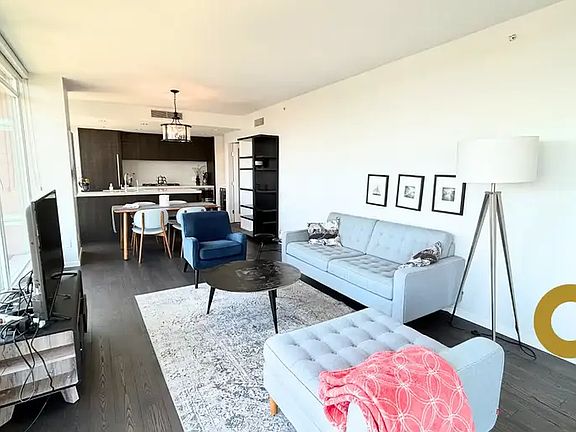 5th image of 1351 Continental St #3302