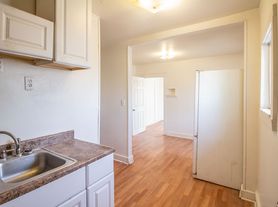 JW 207 Temple Avenue