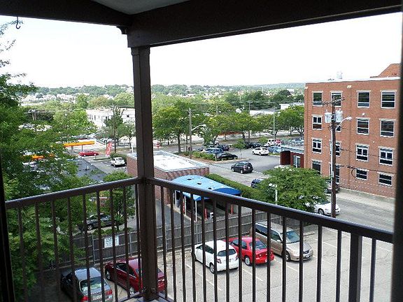 3rd image of 40 Stenton Ave APT 304