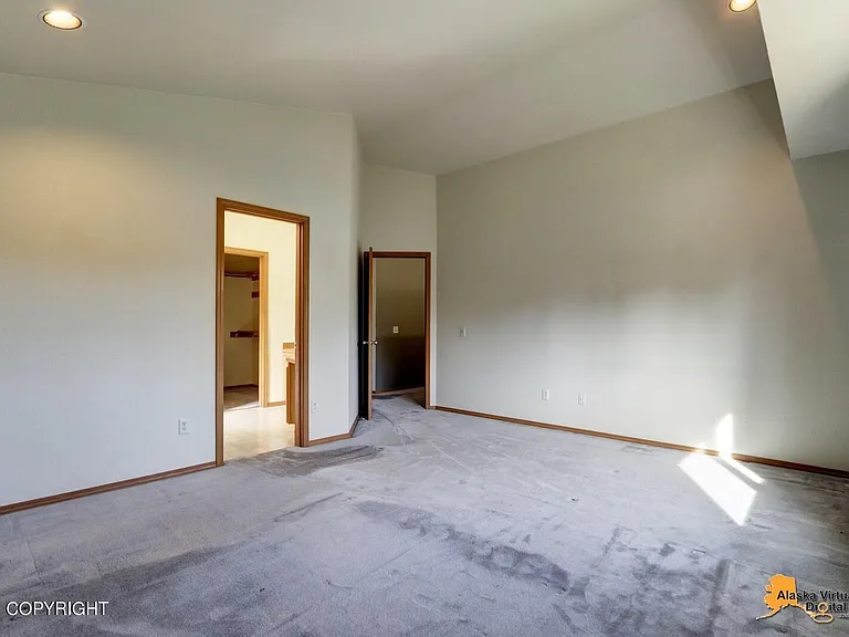 8501 Mentra St — Photo 7