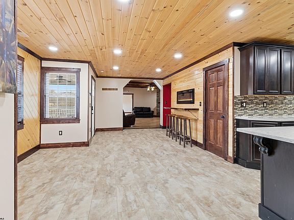 2nd image of 857 Gawthrop Rd