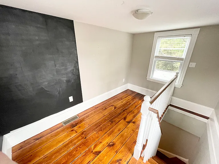 51 Greenwich St — Photo 17