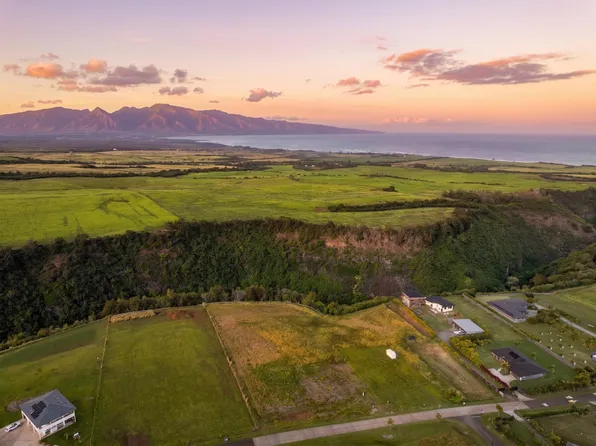 1022 Auwaha Pl Unit A, Haiku, HI 96708
