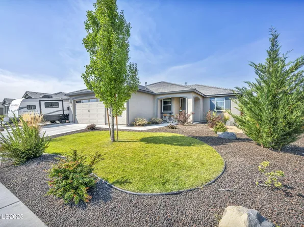 1071 Iron King Dr, Sparks, NV 89441