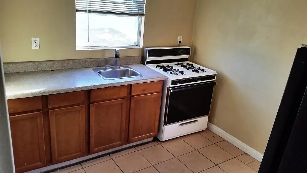1 bed, 650 sqft, $1,525 — Photo 4