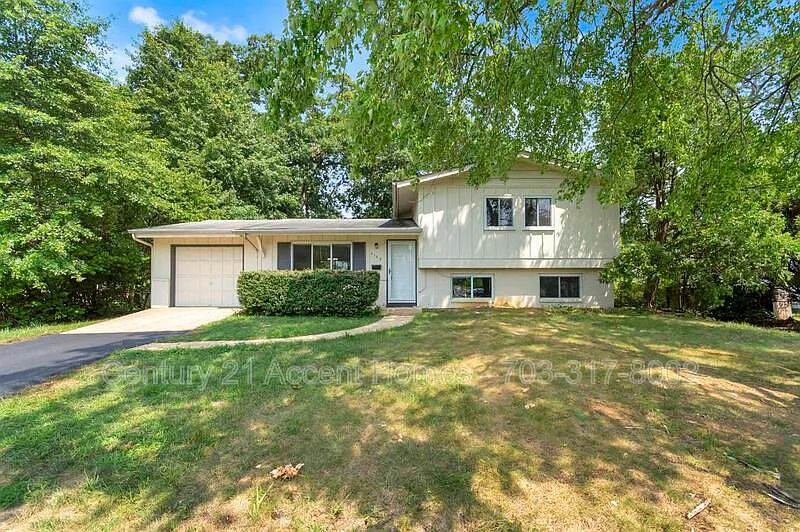 6103 Frontier Dr photo 1
