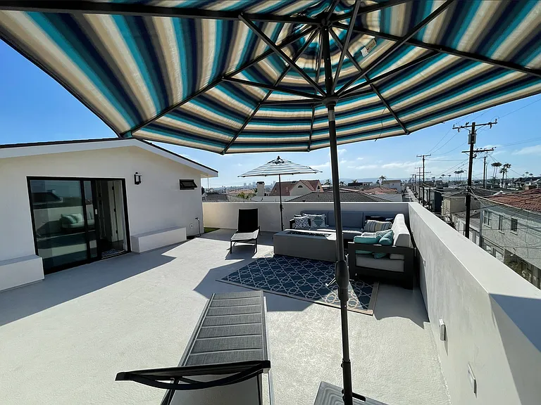 1313 W Bay Ave #B — Photo 3