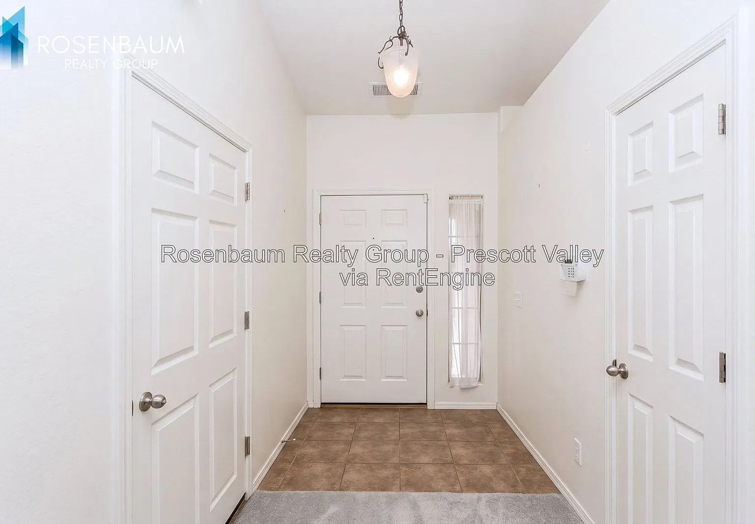 3 bed, 2.0 bath, 1396 sqft, $1,850 — Photo 2