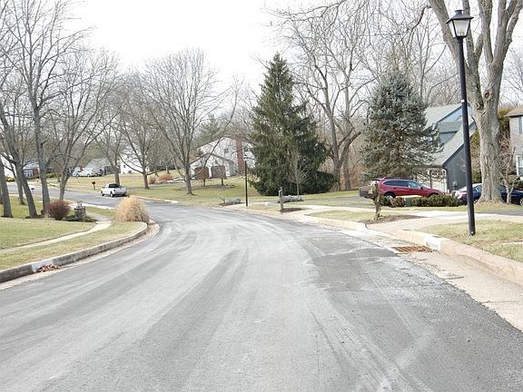 5th image of 127 Liberty Dr