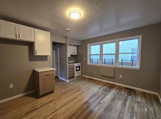 243 Weequahic Ave #1A, Newark, NJ 07112