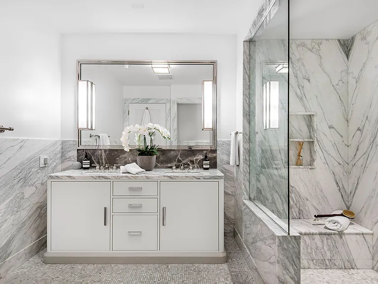 The Residences at Palisades Village — Photo 18