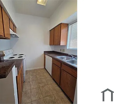 2423 W Slaughter Ln #D — Photo 9