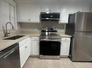 1638 Embassy Dr APT 102, West Palm Beach, FL 33401