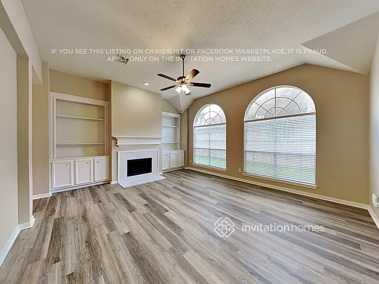 3831 Princeton Park Ct — Photo 5