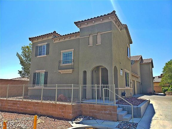 4th image of 9805 Fountain Walk Ave