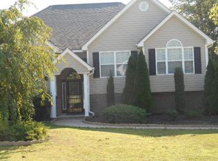 7276 Bushnell Ln, Ooltewah, TN 37363